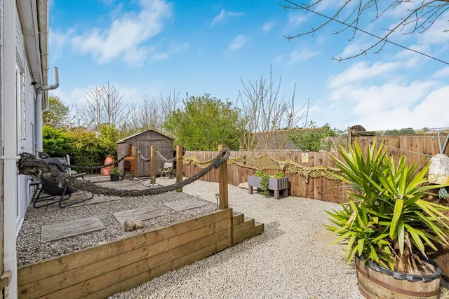 Chy-an-lur Barncoose, Redruth TR15 3HB