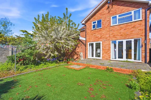 45 Ulster Drive, Kingswinford DY6 8JA