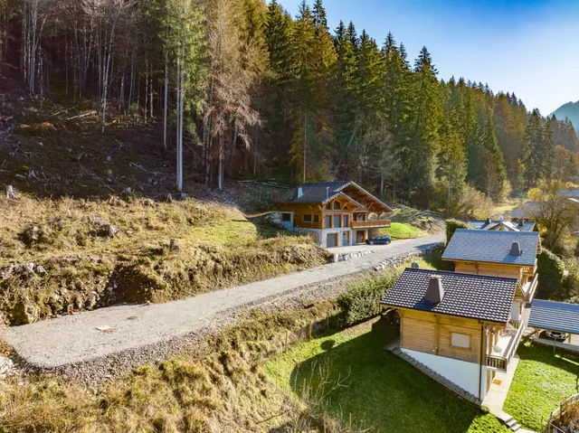 Land in Morzine, French Alps / Lakes