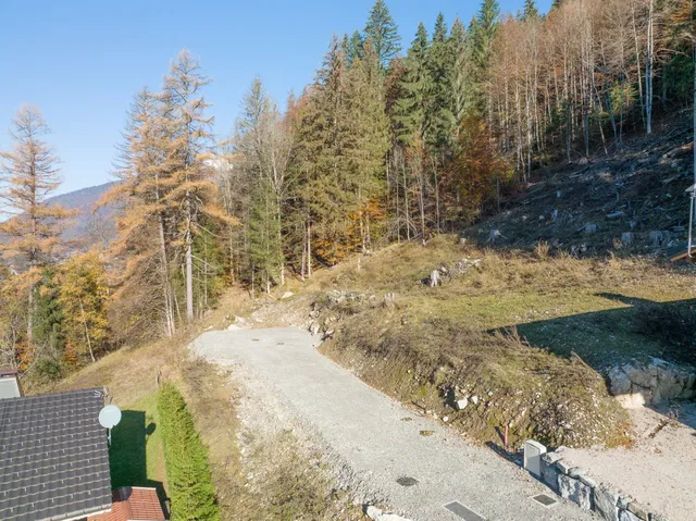 Land in Morzine, French Alps / Lakes