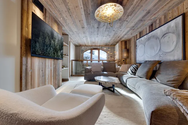 Apartment in Val D'Isere, French Alps / Lakes