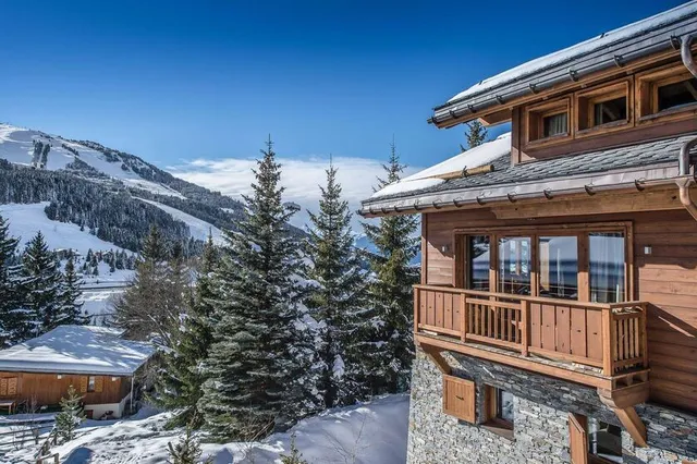 Chalet in Courchevel, French Alps / Lakes