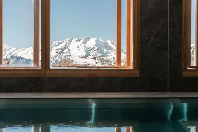 Apartment in Alpe d’Huez, French Alps / Lakes