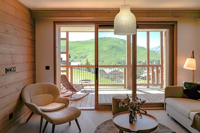 Apartment in Alpe d’Huez, French Alps / Lakes