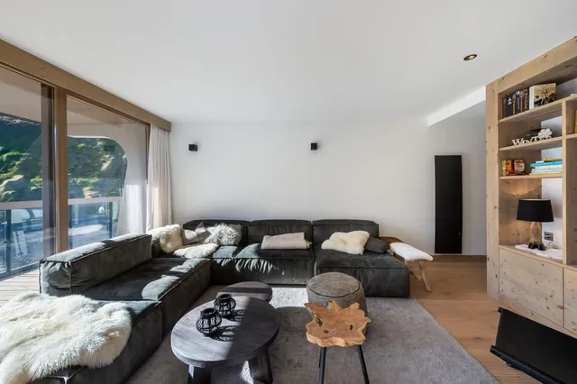 Apartment in Courchevel, French Alps / Lakes