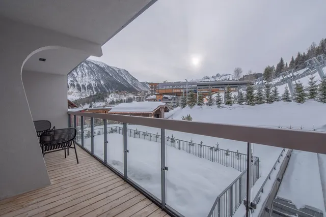 Apartment in Courchevel, French Alps / Lakes