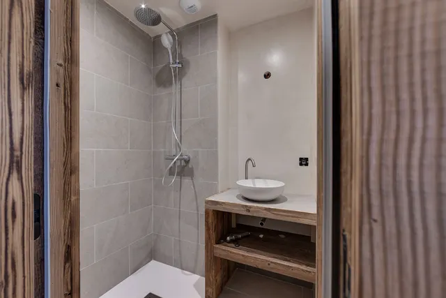Apartment in Val D'Isere, French Alps / Lakes