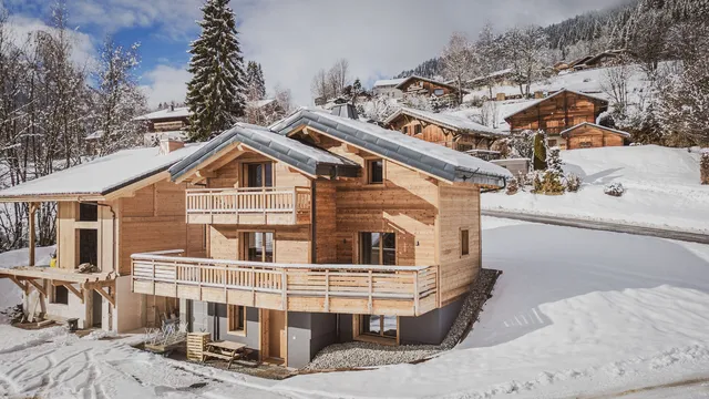 Chalet in La Cote d Arbroz, French Alps / Lakes