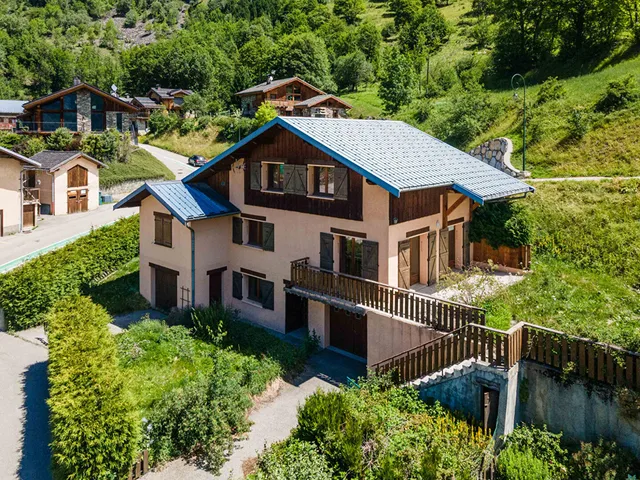 Villa in St Martin de Belleville, French Alps / Lakes