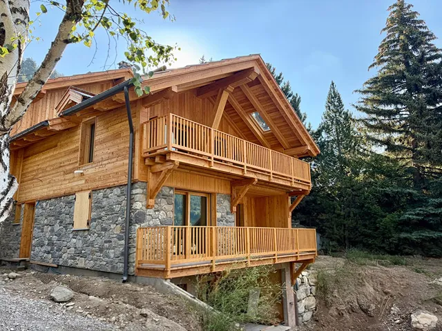 Chalet in La Salle Les Alpes, French Alps / Lakes