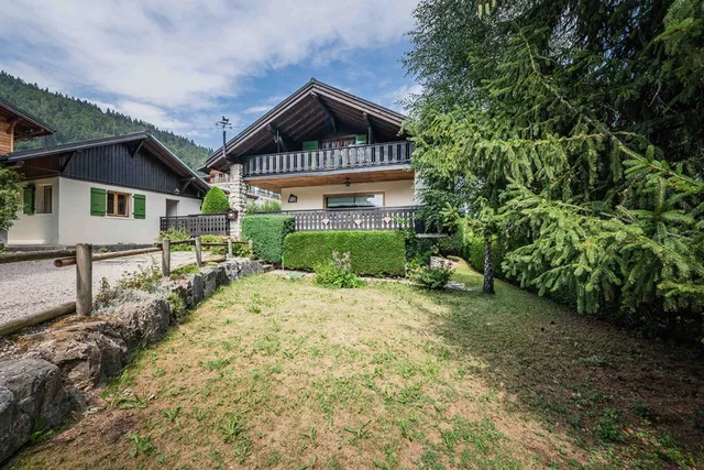 Chalet in Morzine, French Alps / Lakes