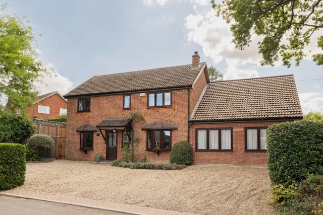 Broomhill Mill Road, Barnham Broom NR9 4DE