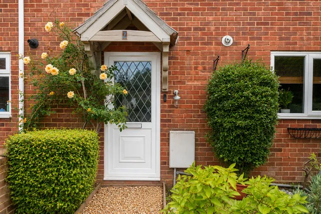 2 Milton Terrace, Blandford Forum DT11 0LJ