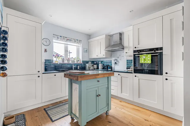 3 Mulberry Gardens, St. Austell PL25 3FZ