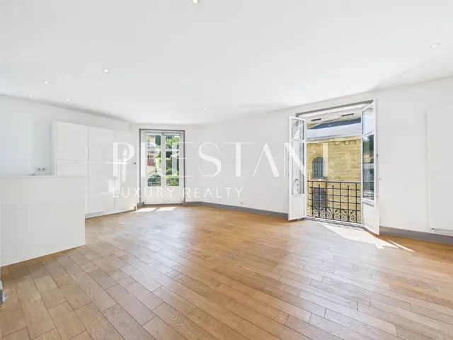 BIARRITZ SAINT-CHARLES – APPARTEMENT de CHARME, TOUT-À-PIED & PARKING