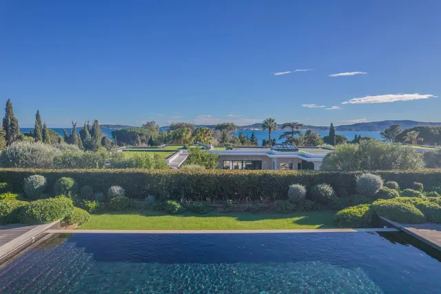 Villa in Grimaud, French Riviera