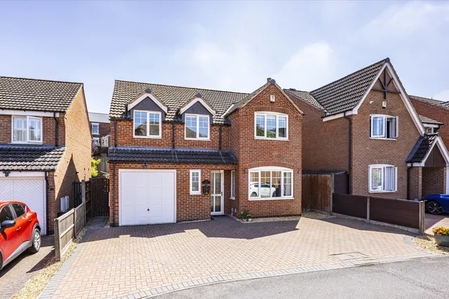 4 Castle Court, Heanor DE75 7HU