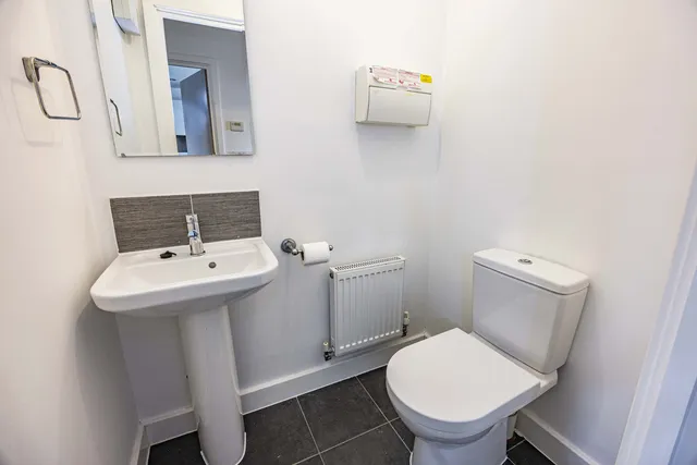 4 Weaving Gardens, Sherwood NG5 3JH