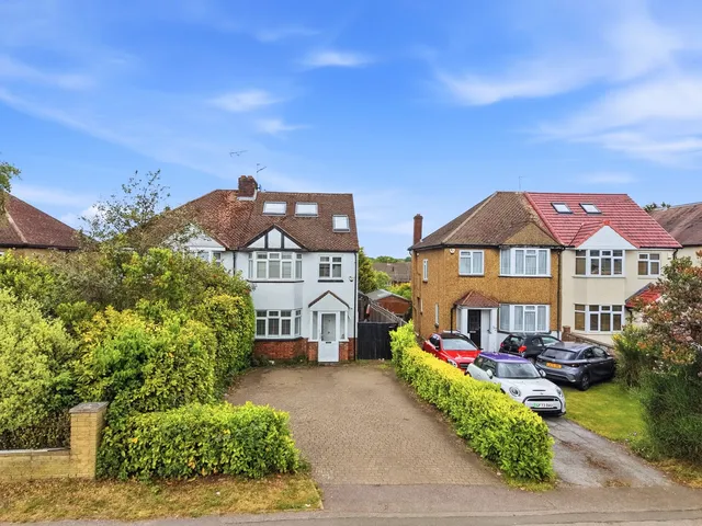 50 Southgate Road, Potters Bar EN6 5DZ