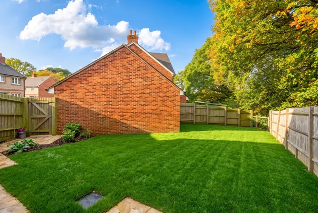 39 Bailey Road, Rowlands Castle PO9 6BF