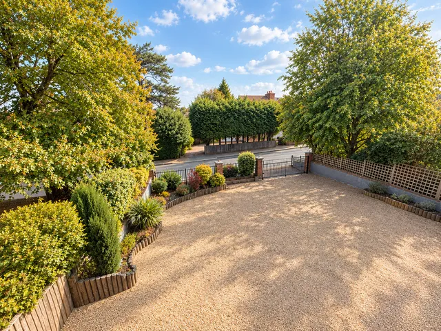 48 Baston Road, Hayes BR2 7BE