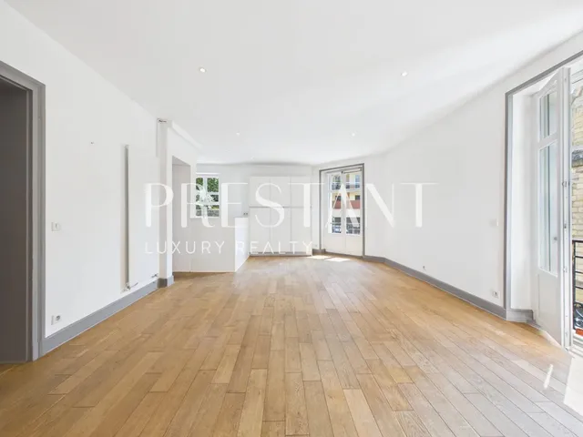 BIARRITZ SAINT-CHARLES – APPARTEMENT de CHARME, TOUT-À-PIED & PARKING