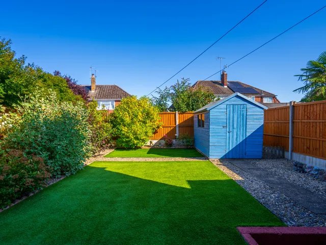 5 Grasmere Grove, Stourport-on-severn DY13 8JT