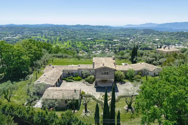 Villa in Chateauneuf Grasse, French Riviera
