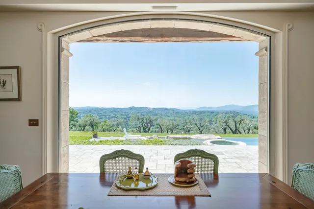 Villa in Chateauneuf Grasse, French Riviera