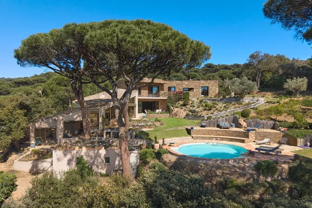 Villa in La Croix Valmer, French Riviera