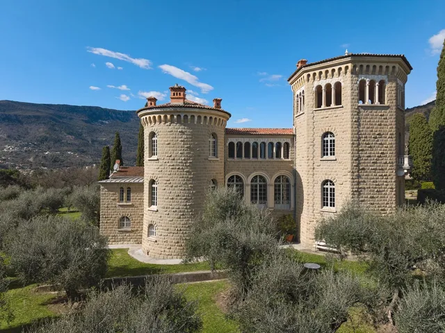 Villa in Contes, French Riviera