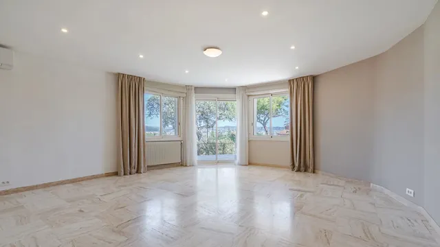 Villa in Mandelieu La Napoule, French Riviera