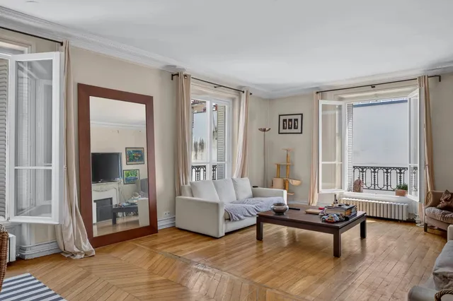 Apartment in 7th (Invalides, Eiffel Tower, Orsay), Paris