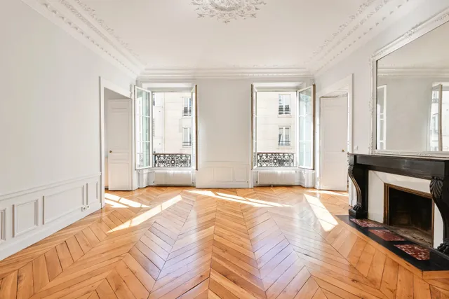 Apartment in 9th (Haussmann - Martyrs), Paris