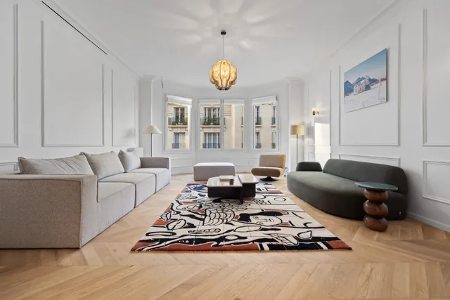 Apartment in 7th (Invalides, Eiffel Tower, Orsay), Paris