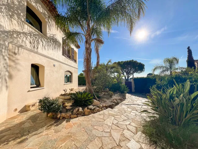 Villa in Mandelieu La Napoule, French Riviera