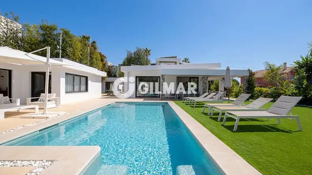 Villa in BENALMÁDENA, Málaga