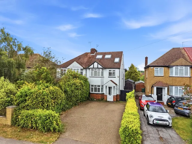 50 Southgate Road, Potters Bar EN6 5DZ