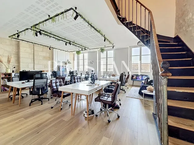 Place de la Bourse - 170 m² top-floor duplex