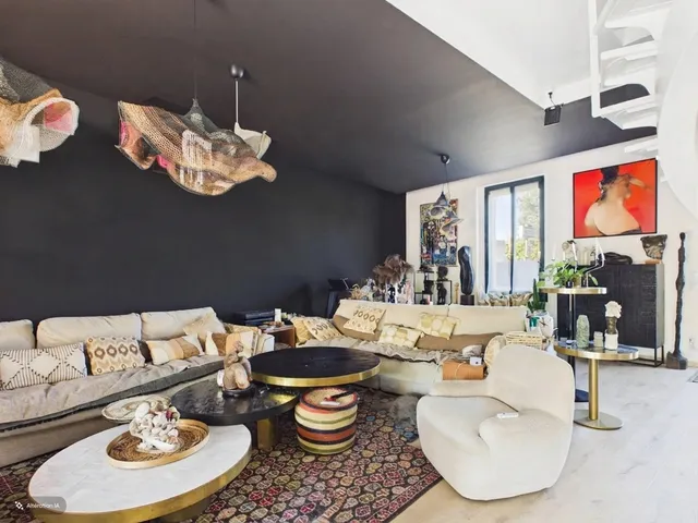 Exceptional Contemporary Villa with Balinese Inspiration in Bordeaux Bastide