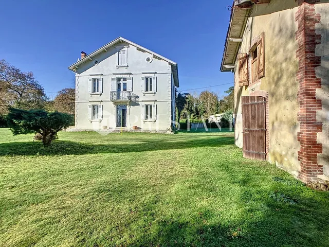 Elegant Manor House from 1913 with Pool in Candresse, near Dax