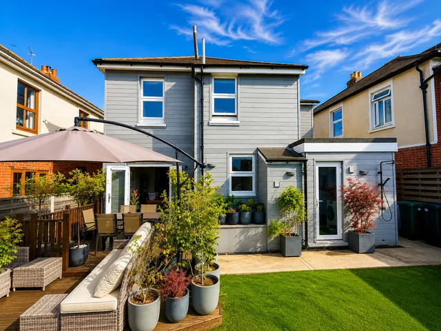 22 St. Johns Crescent, Sandown PO36 8EG