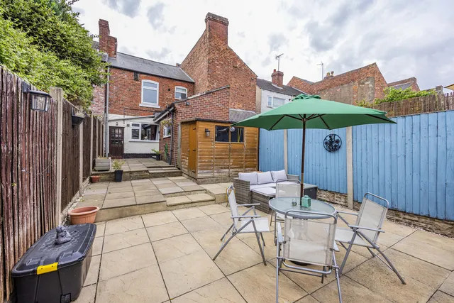 6 John Street, Heanor DE75 7FT