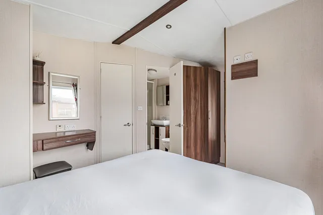 Amaryllis Atlantic Bay Holiday Village, Padstow PL28 8PY
