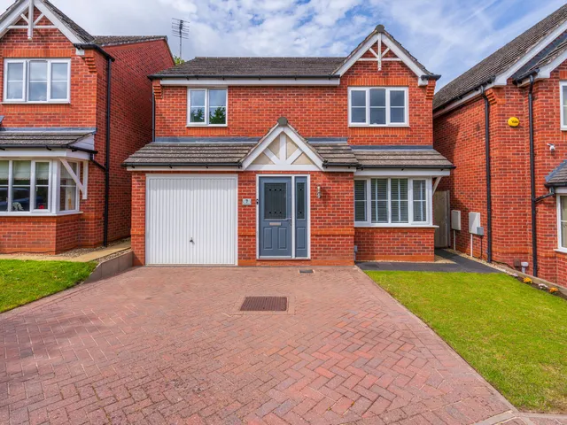 7 Shrubbery Gardens, Kidderminster DY10 2AB