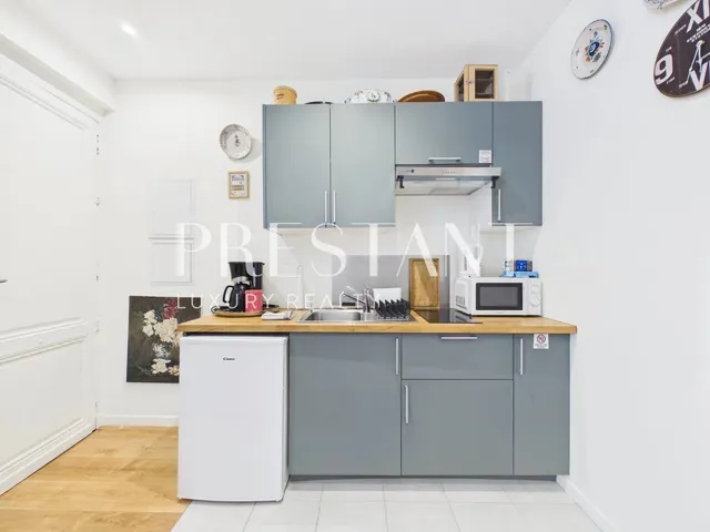 EXCLUSIVE - Exceptional investment with a 9% gross return at the foot of the Grosse Cloche.