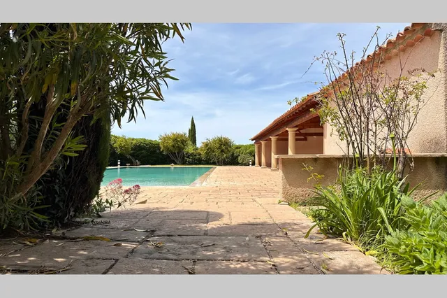 Villa in Seguret, Provence - Var