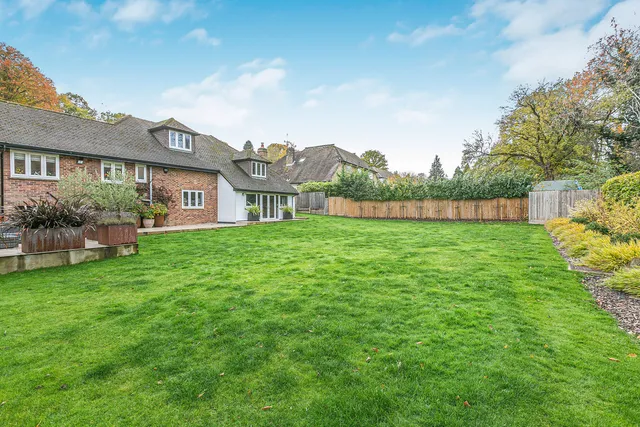 The Spinney Forest Drive, Kingswood KT20 6LN