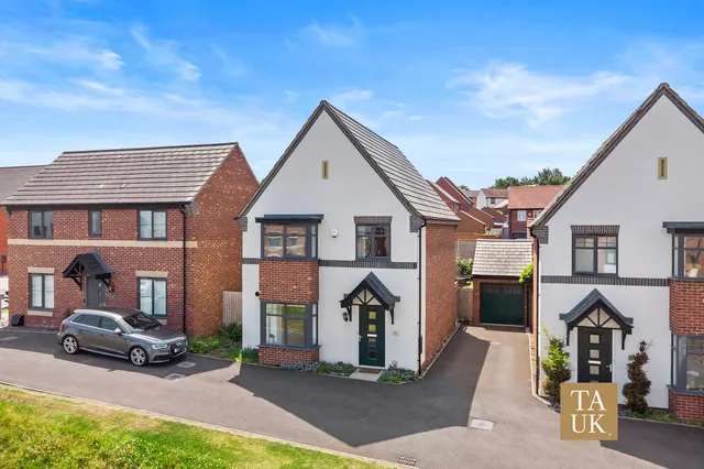 20 Proctor Avenue, Telford TF4 2SY