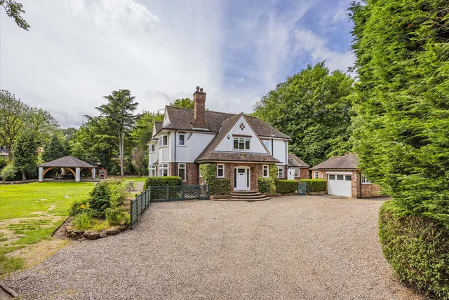 75 Lambley Lane, Nottingham NG14 5BL